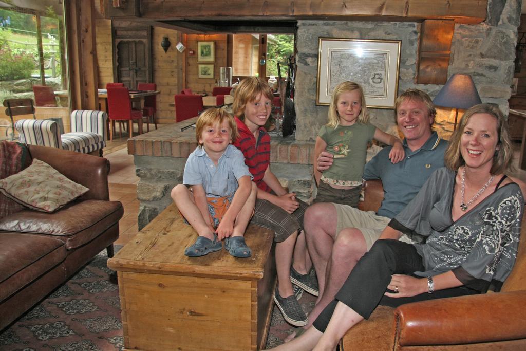 Hôtel et Chalet Au Coin Du Feu Chilly Powder Morzine Exterior foto